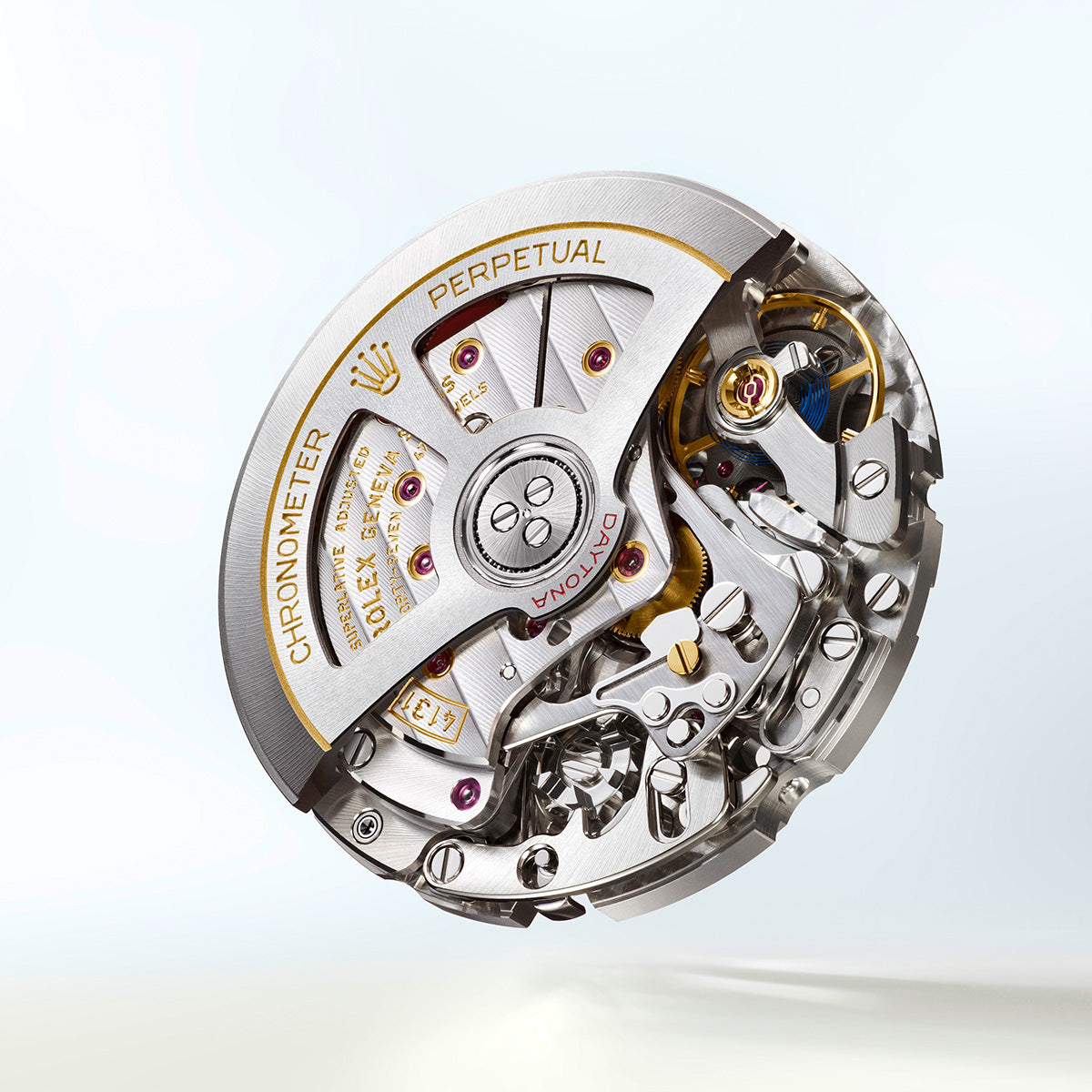Eine detaillierte Ansicht des inneren Mechanismus einer Uhr. Das runde Stück ist mit komplizierten Zahnrädern und Komponenten gefüllt, auf deren Oberfläche Inschriften wie „Perpetual“ und „Chronometer“ sichtbar sind. Der Hintergrund ist in sanftem Weiß gehalten.