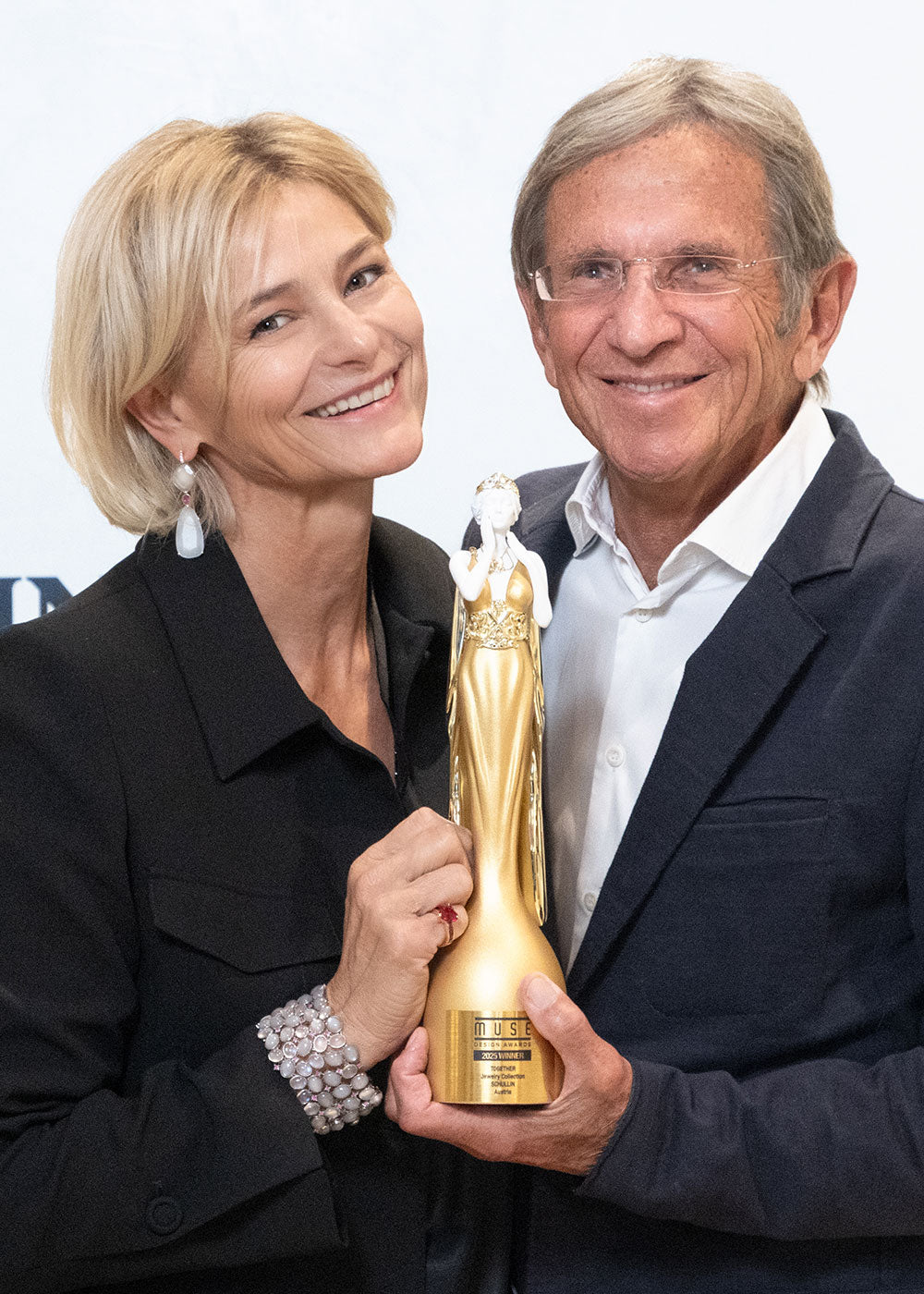 AUSZEICHNUNG FÜR TOGETHER