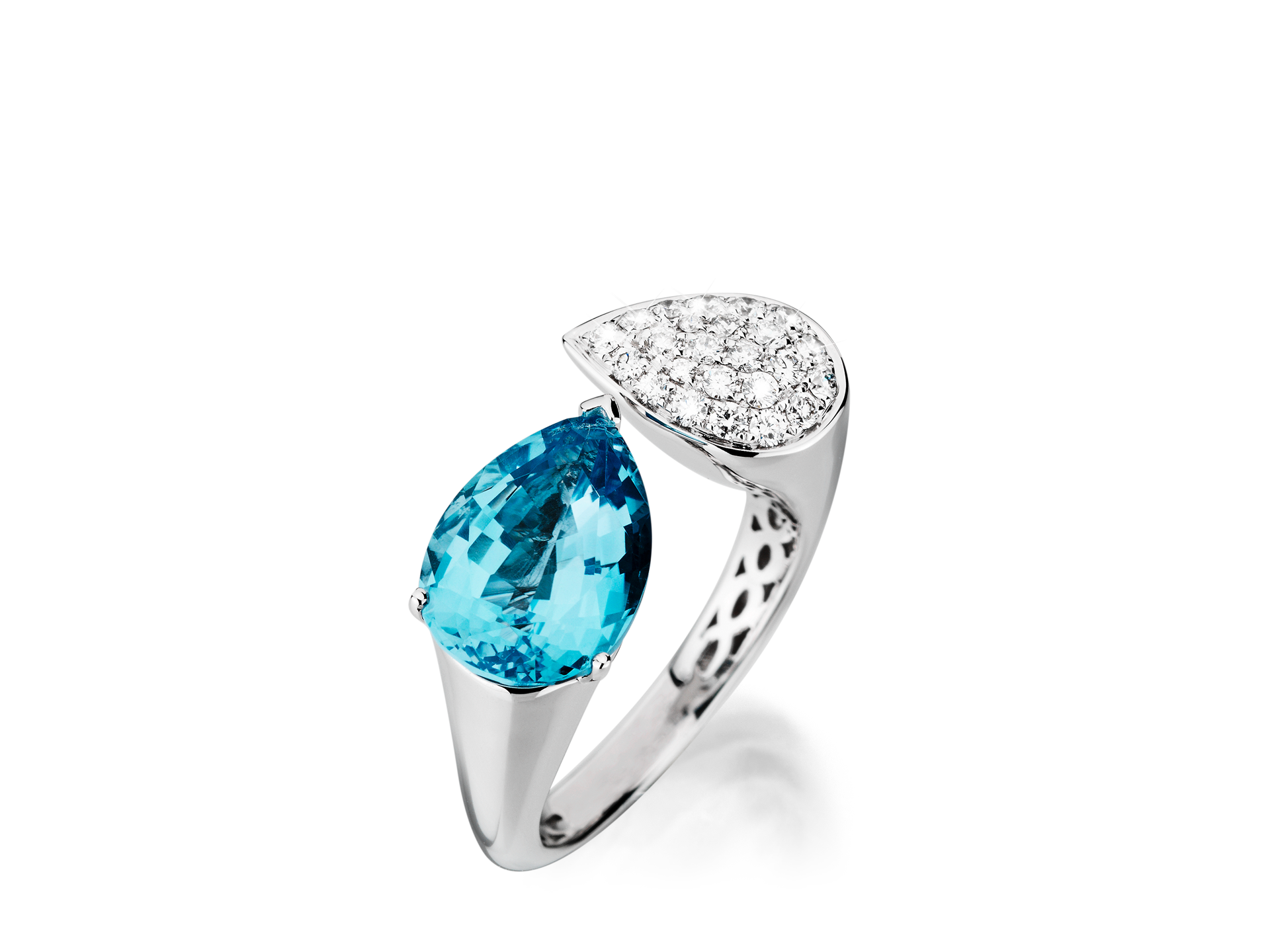 TOPAS RING