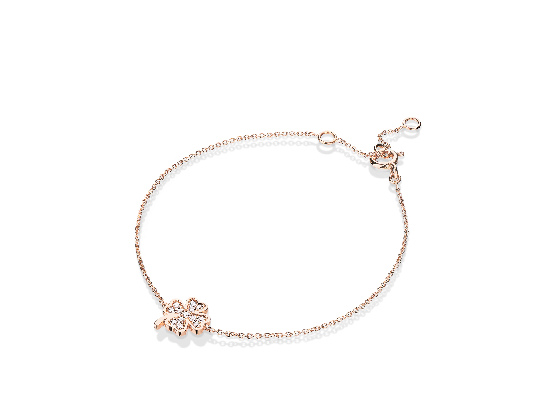 Das KLEEBLATT ARMBAND von Schullin ist ein zartes Armband aus 18 Karat Roségold mit einem kleinen Blumenanhänger, der mit funkelnden Steinen verziert ist. Es verfügt über eine verstellbare Kette mit Verschluss für sicheres Tragen, wodurch sein elegantes Design ideal für verschiedene Anlässe ist.