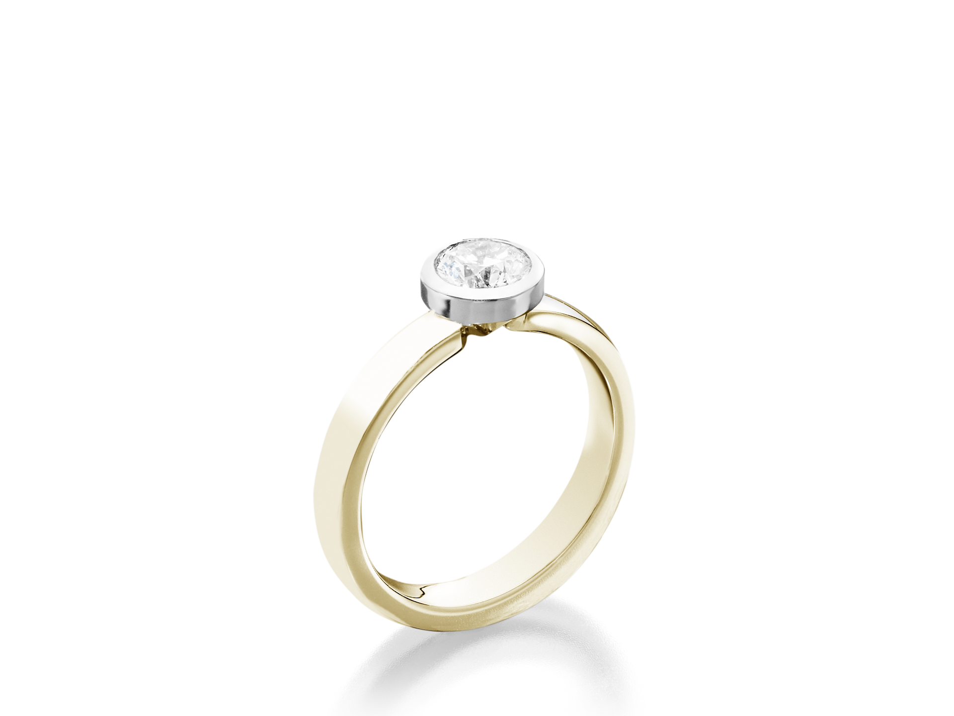 Der SOLITAIRE RING ORBIT 0,25 CARAT von Schullin besteht aus einem Goldband mit einem runden, in einer weißen Metallfassung gefassten Diamanten, der auf einem schlichten weißen Hintergrund abgebildet ist.